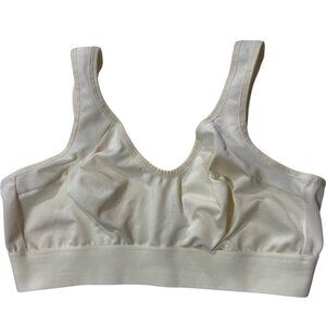 Warners Fridays Bra 36C Soft White Wireless Stretch Fit Comfortable Everyday Bra